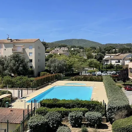 Apartment T2 With Balcony Close To The Sea *