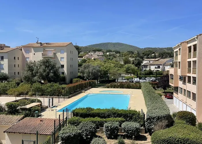 Appartement T2 With Balcony Close To The Sea *